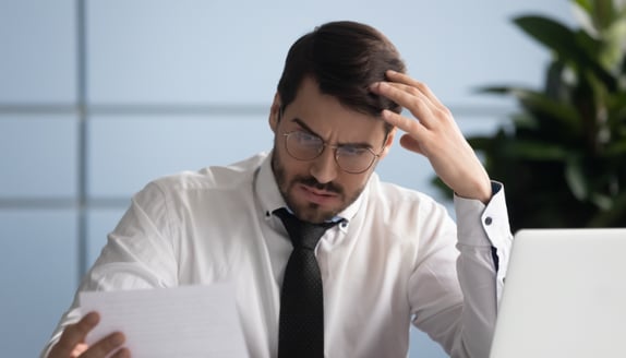Business owner concerned about telling customers he is using invoice factoring